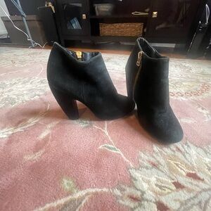 Black suede ankle boots size 5.5
